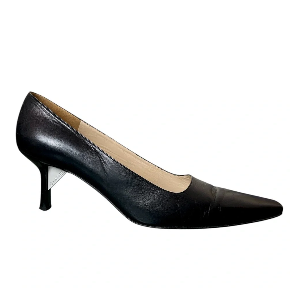CHANEL Vintage 90s Square Toe High Cut Classic Pumps \\ 38.5